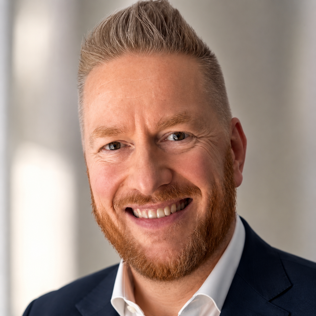 Portrait eines lächelnden Mannes